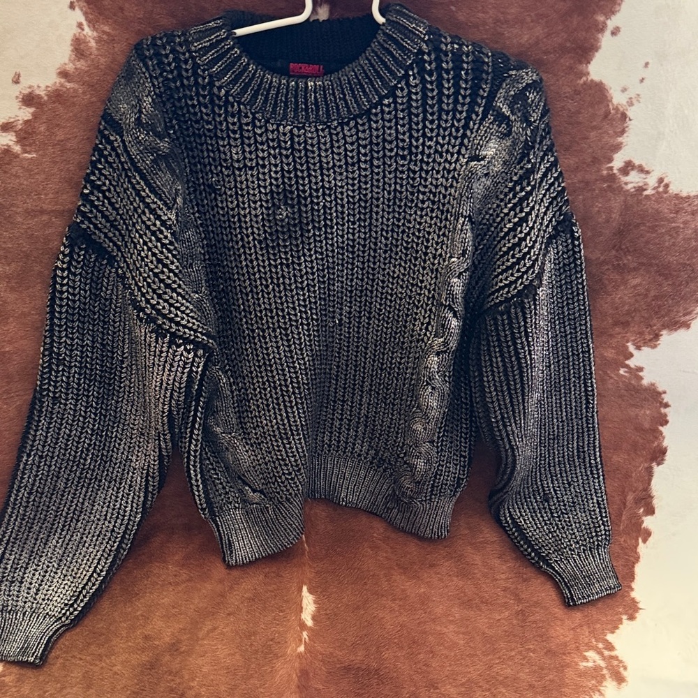 Elegant Black and Gray Knit Sweater